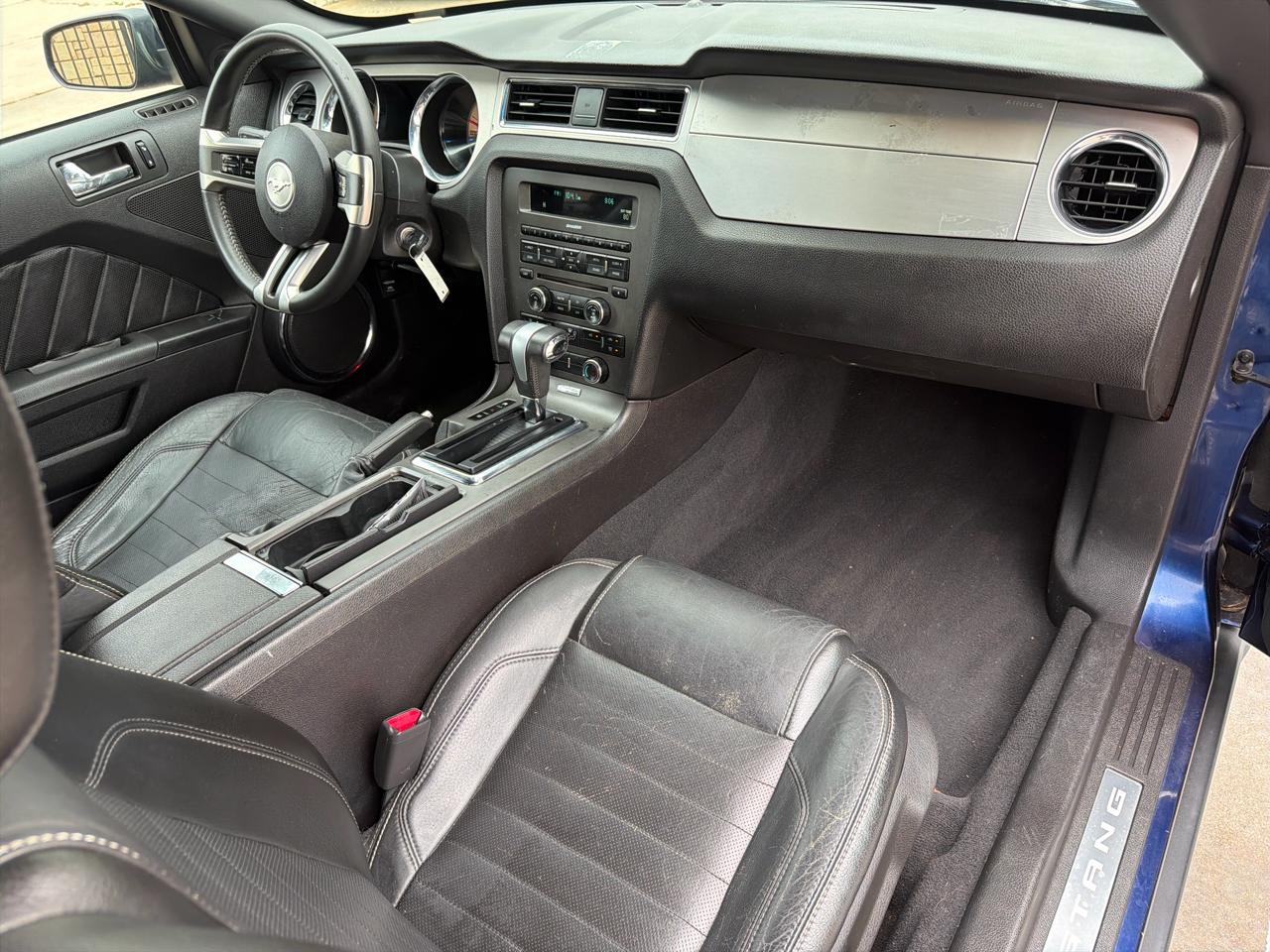 Ford Mustang 2dr Cpe V6 2010