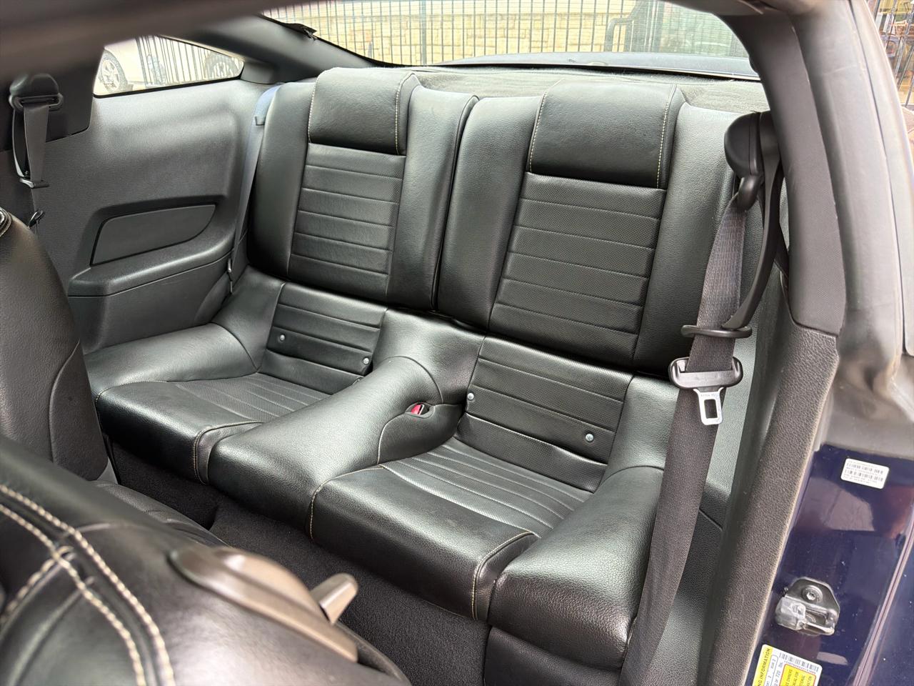 Ford Mustang 2dr Cpe V6 2010