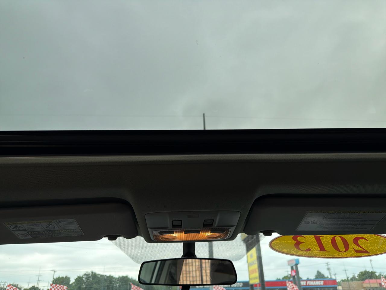 Toyota RAV4 FWD 4dr XLE (Natl) 2013
