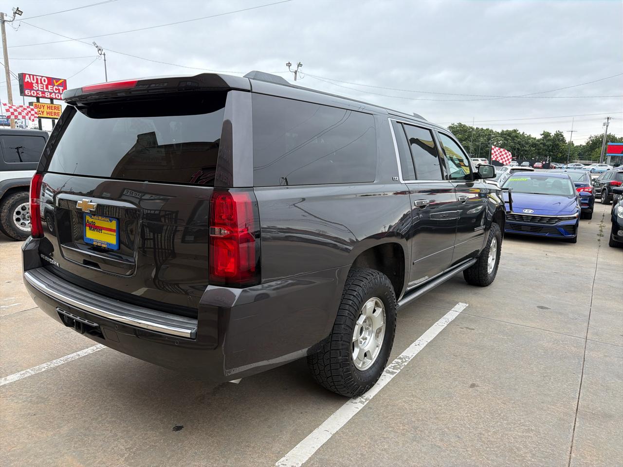Chevrolet Suburban 4WD 4dr LTZ 2015