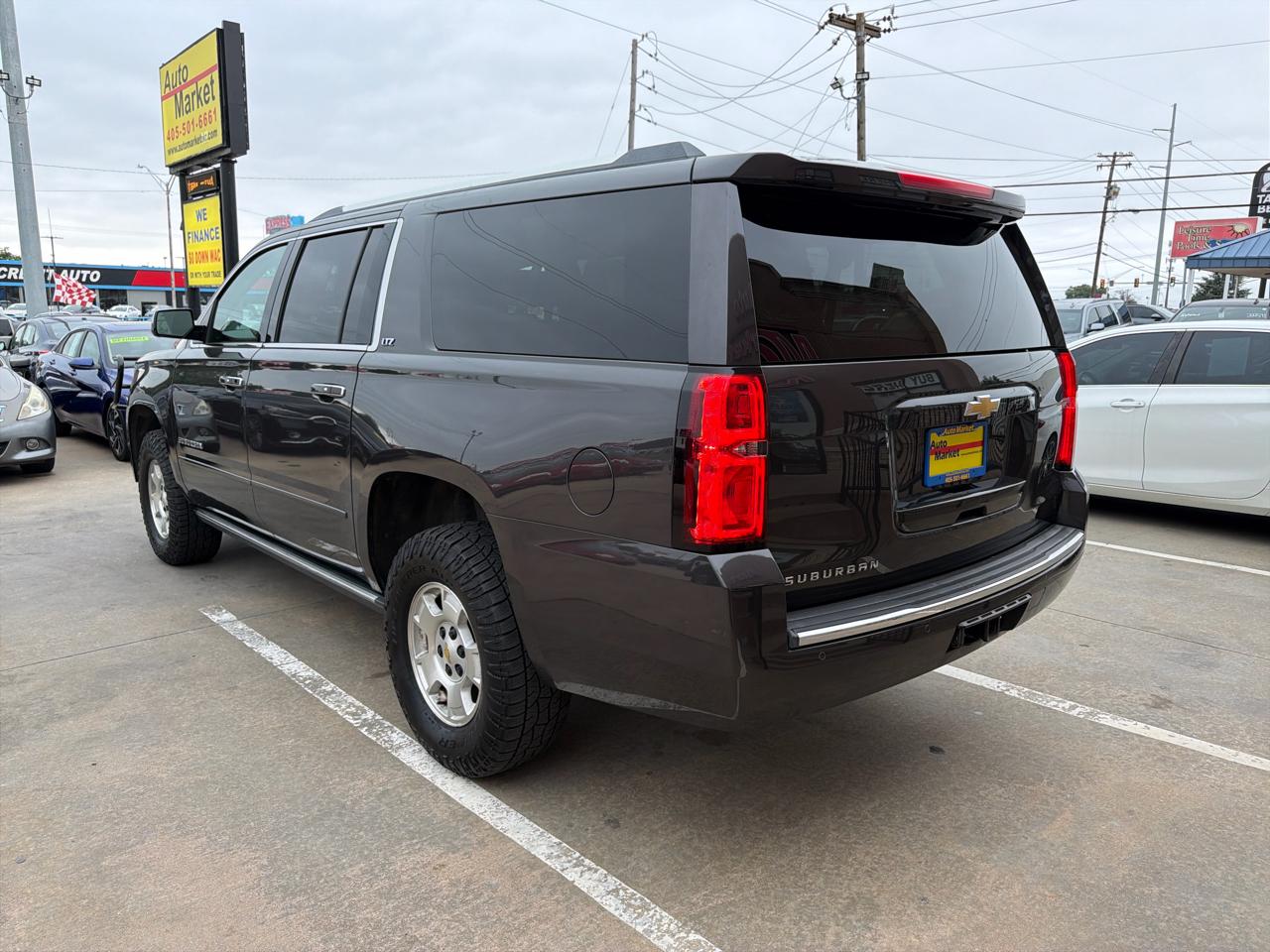 Chevrolet Suburban 4WD 4dr LTZ 2015