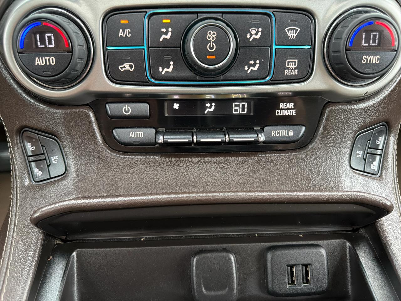 Chevrolet Suburban 4WD 4dr LTZ 2015