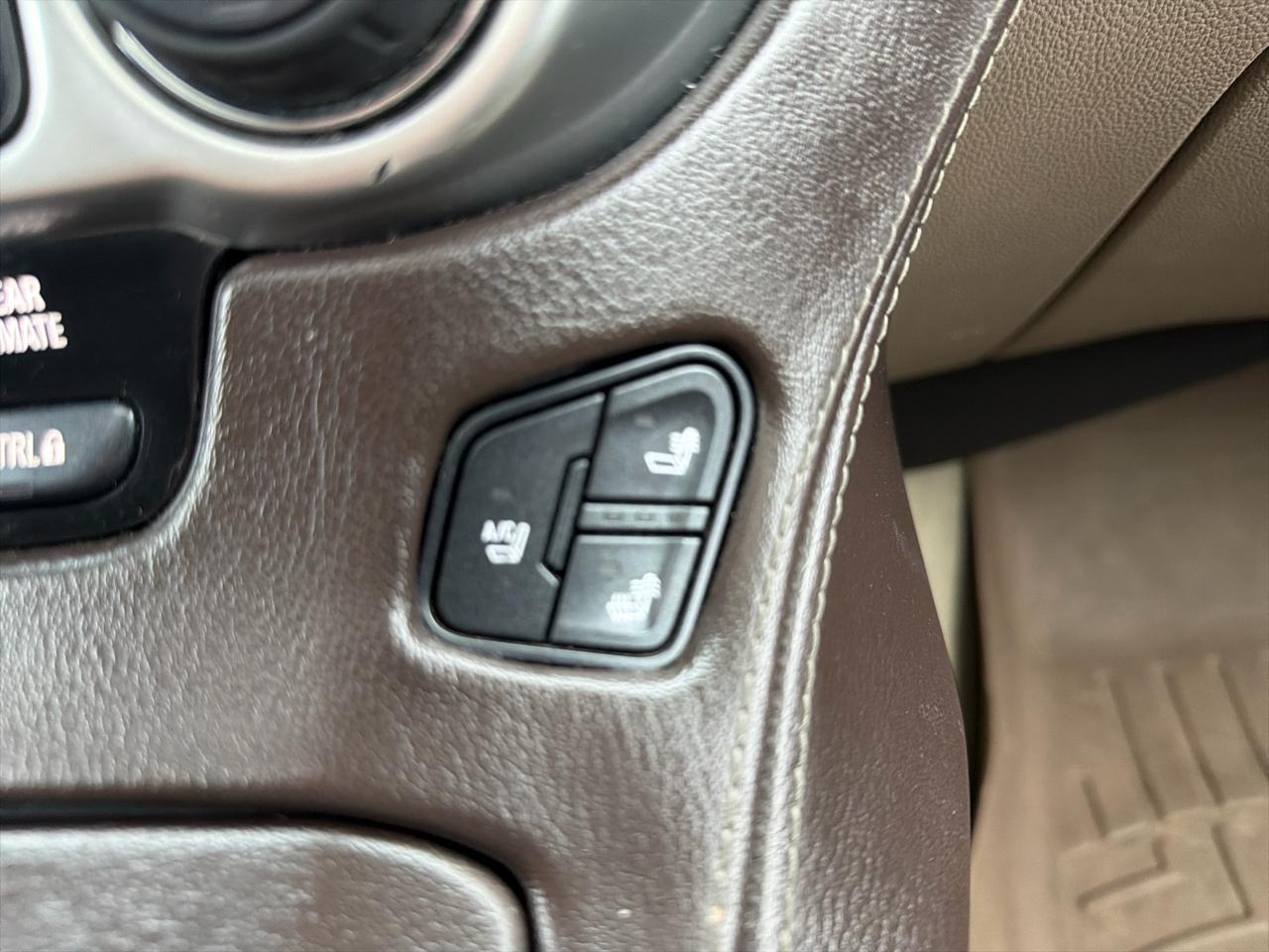Chevrolet Suburban 4WD 4dr LTZ 2015