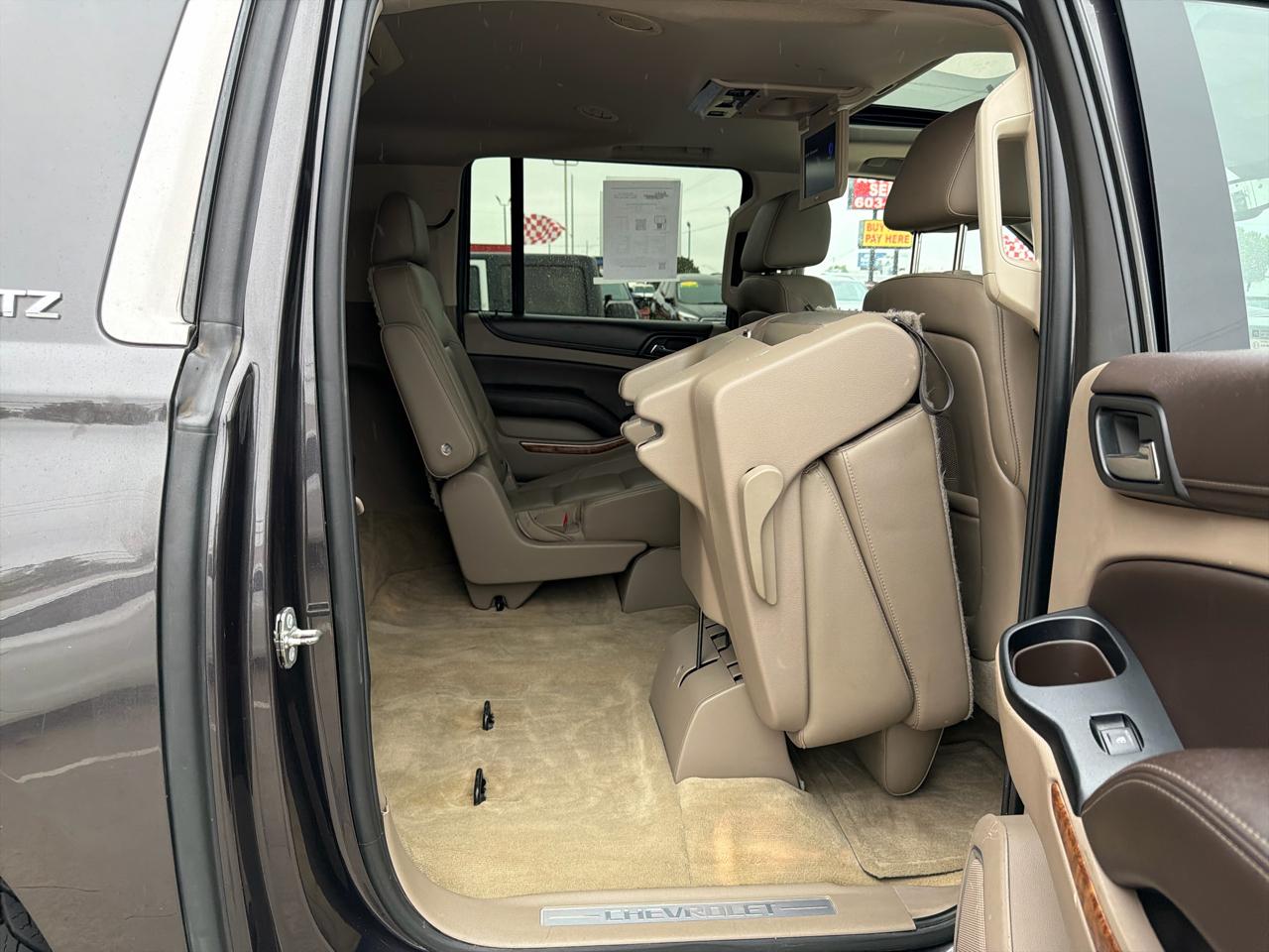 Chevrolet Suburban 4WD 4dr LTZ 2015