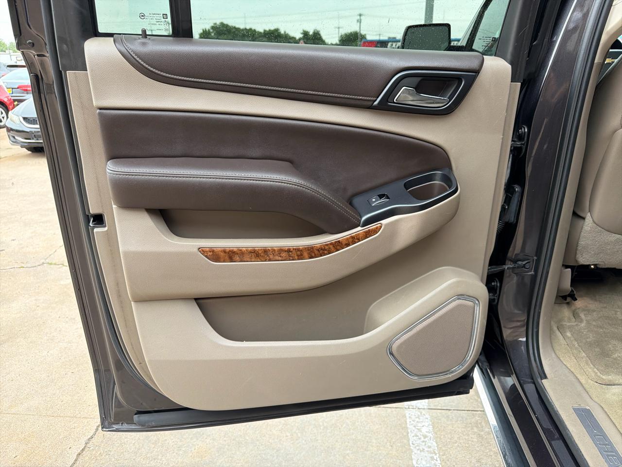 Chevrolet Suburban 4WD 4dr LTZ 2015