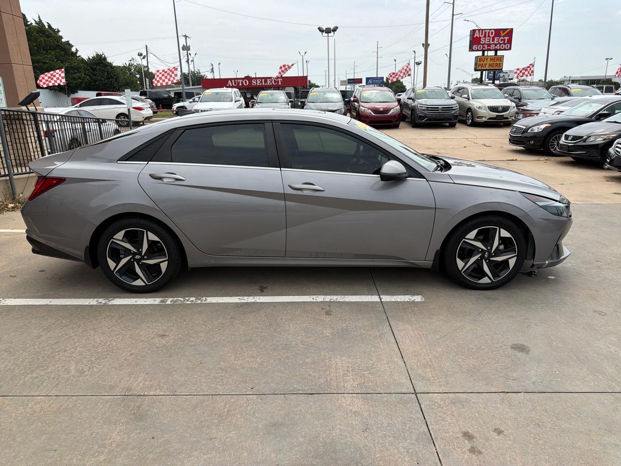 Hyundai Elantra SEL IVT 2022