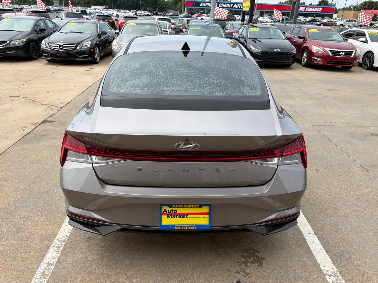 Hyundai Elantra SEL IVT 2022