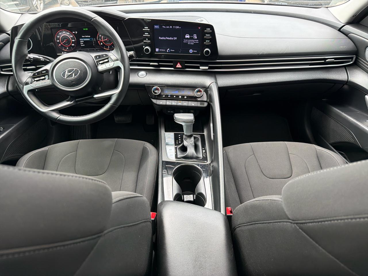 Hyundai Elantra SEL IVT 2022