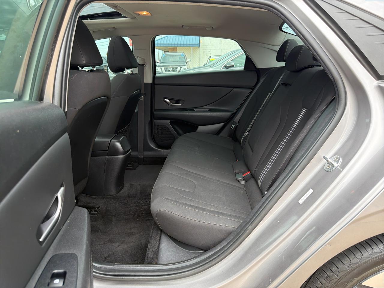 Hyundai Elantra SEL IVT 2022