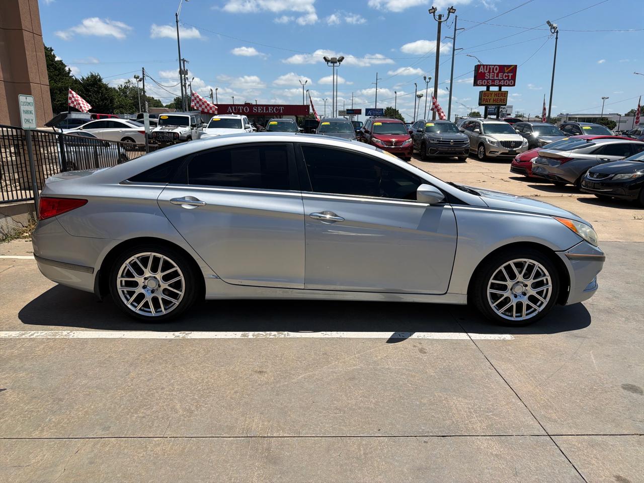 Hyundai Sonata 4dr Sdn 2.0T Auto SE 2013