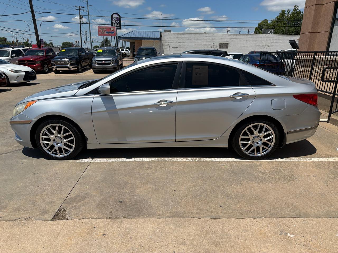 Hyundai Sonata 4dr Sdn 2.0T Auto SE 2013