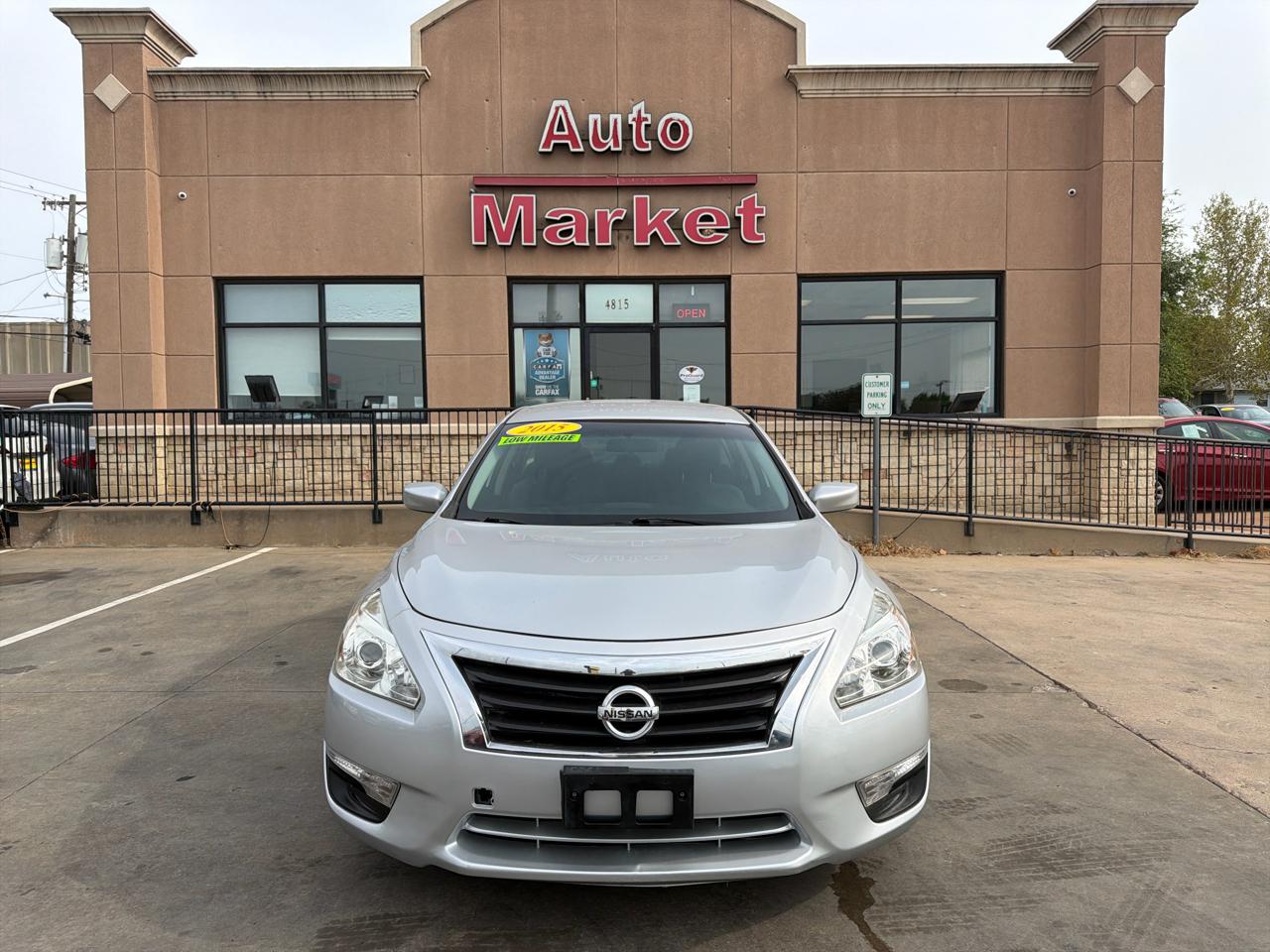 Nissan Altima 4dr Sdn I4 2.5 S 2015