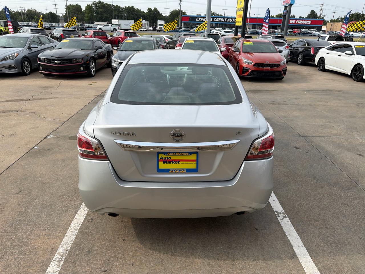 Nissan Altima 4dr Sdn I4 2.5 S 2015