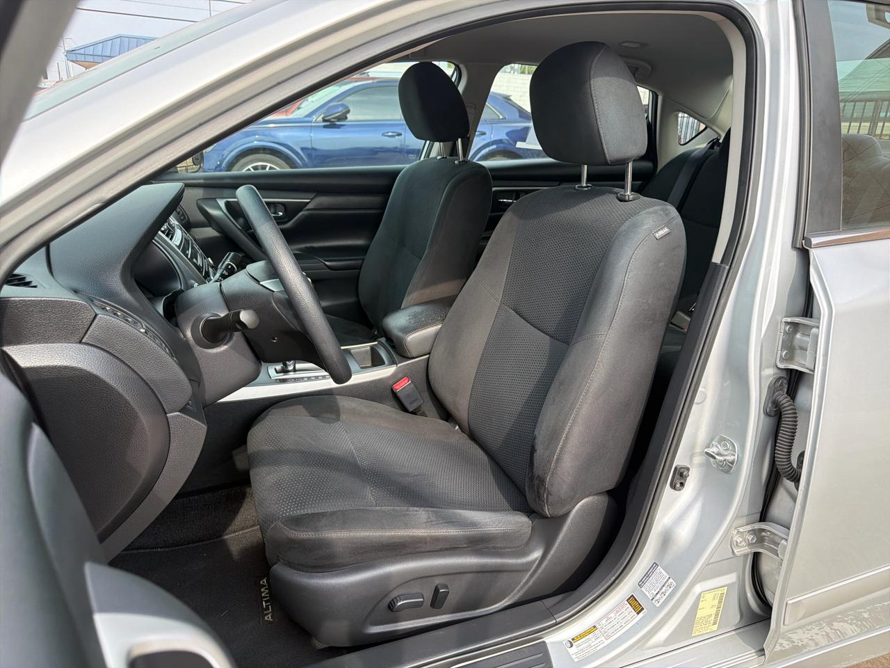 Nissan Altima 4dr Sdn I4 2.5 S 2015