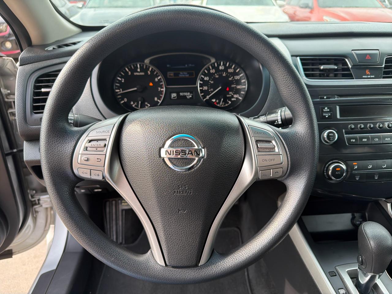 Nissan Altima 4dr Sdn I4 2.5 S 2015