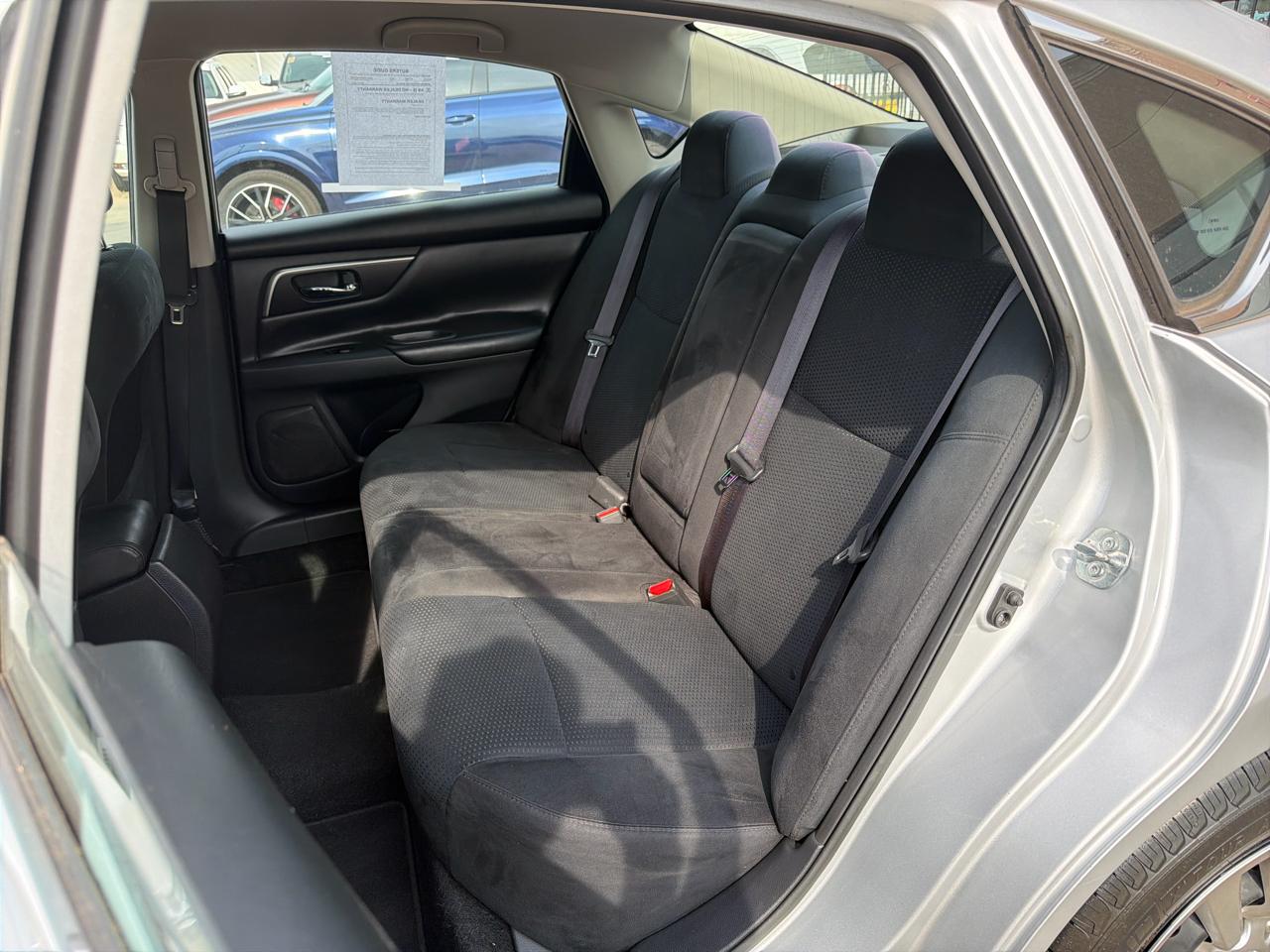 Nissan Altima 4dr Sdn I4 2.5 S 2015