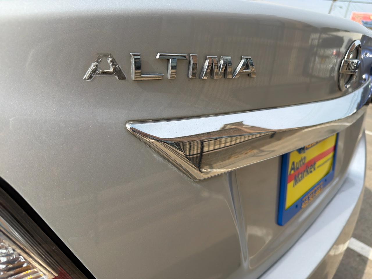 Nissan Altima 4dr Sdn I4 2.5 S 2015