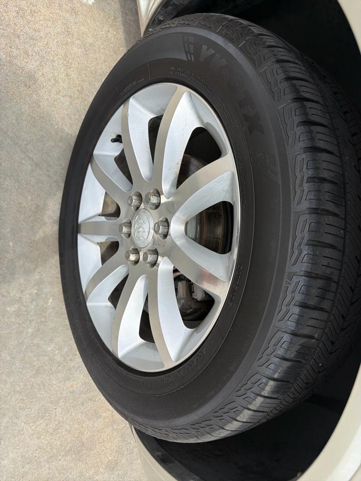 Buick Enclave FWD 4dr Premium 2015