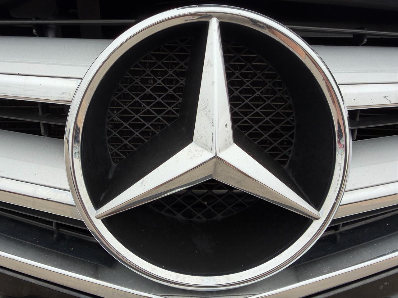Mercedes-Benz E-Class 2dr Cpe E 550 RWD 2012