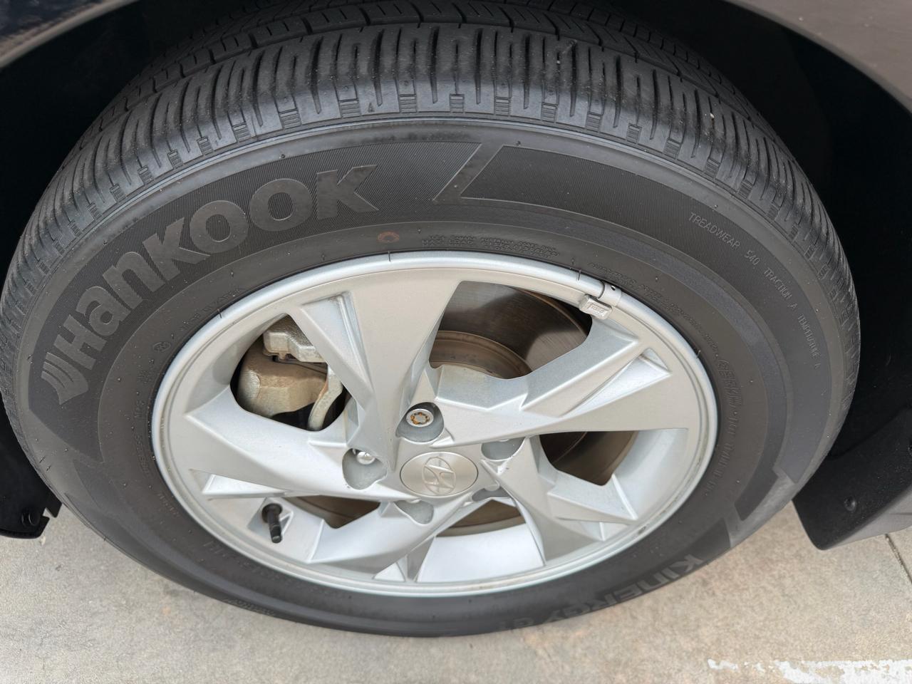 Hyundai Elantra SE IVT 2023