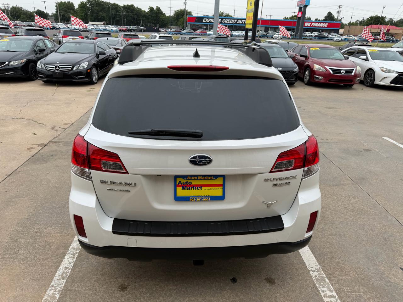 Subaru Outback 4dr Wgn H6 Auto 3.6R Limited 2014