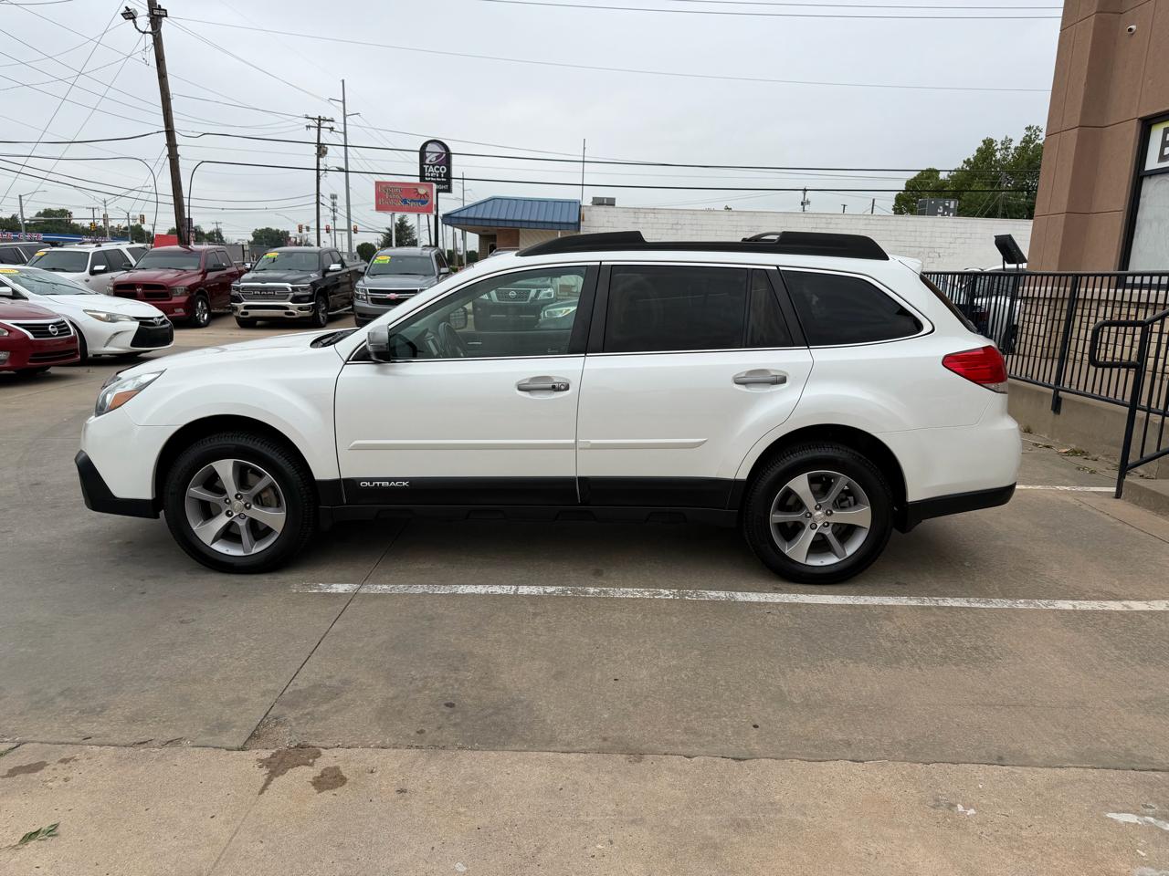 Subaru Outback 4dr Wgn H6 Auto 3.6R Limited 2014
