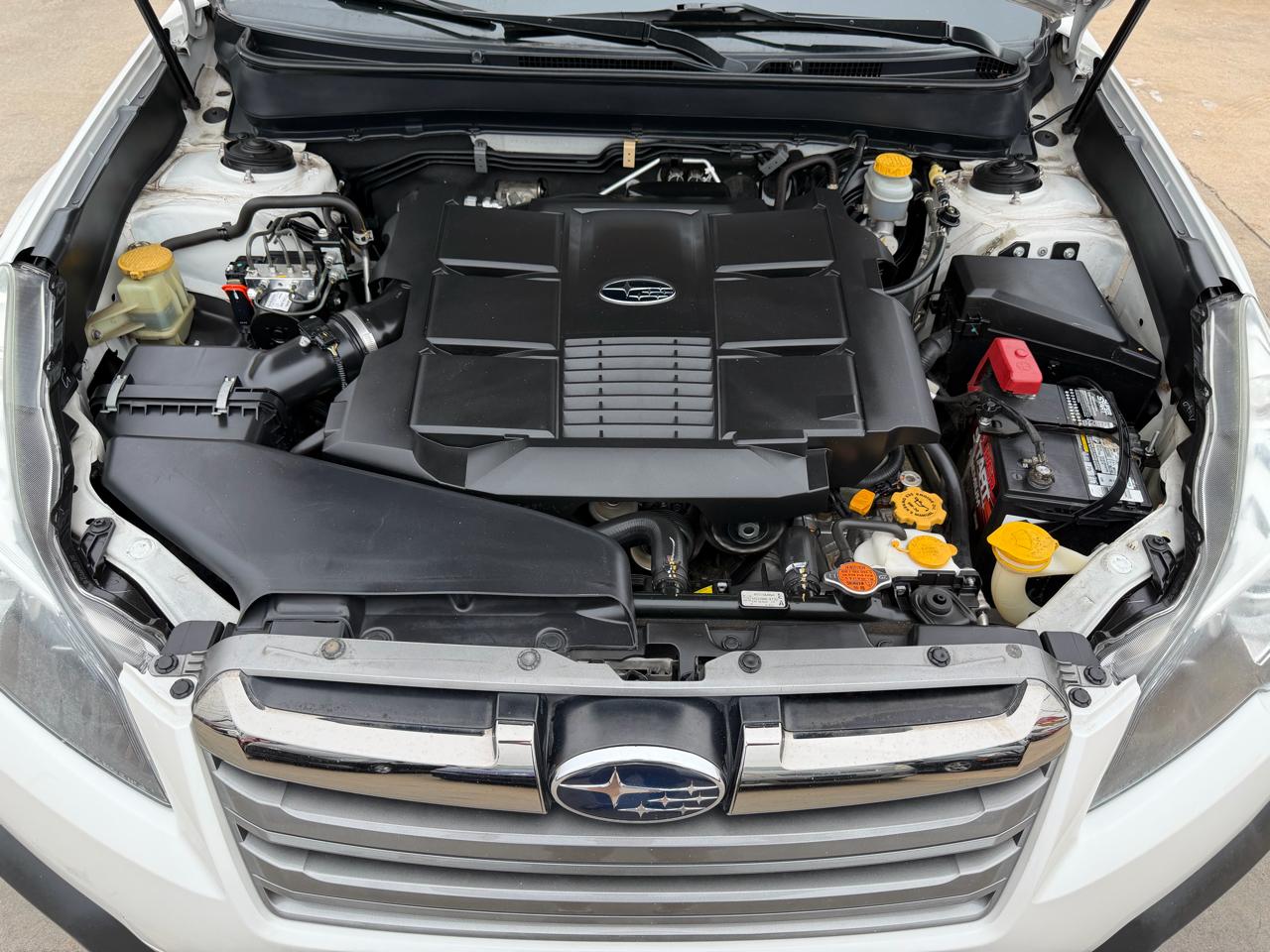 Subaru Outback 4dr Wgn H6 Auto 3.6R Limited 2014