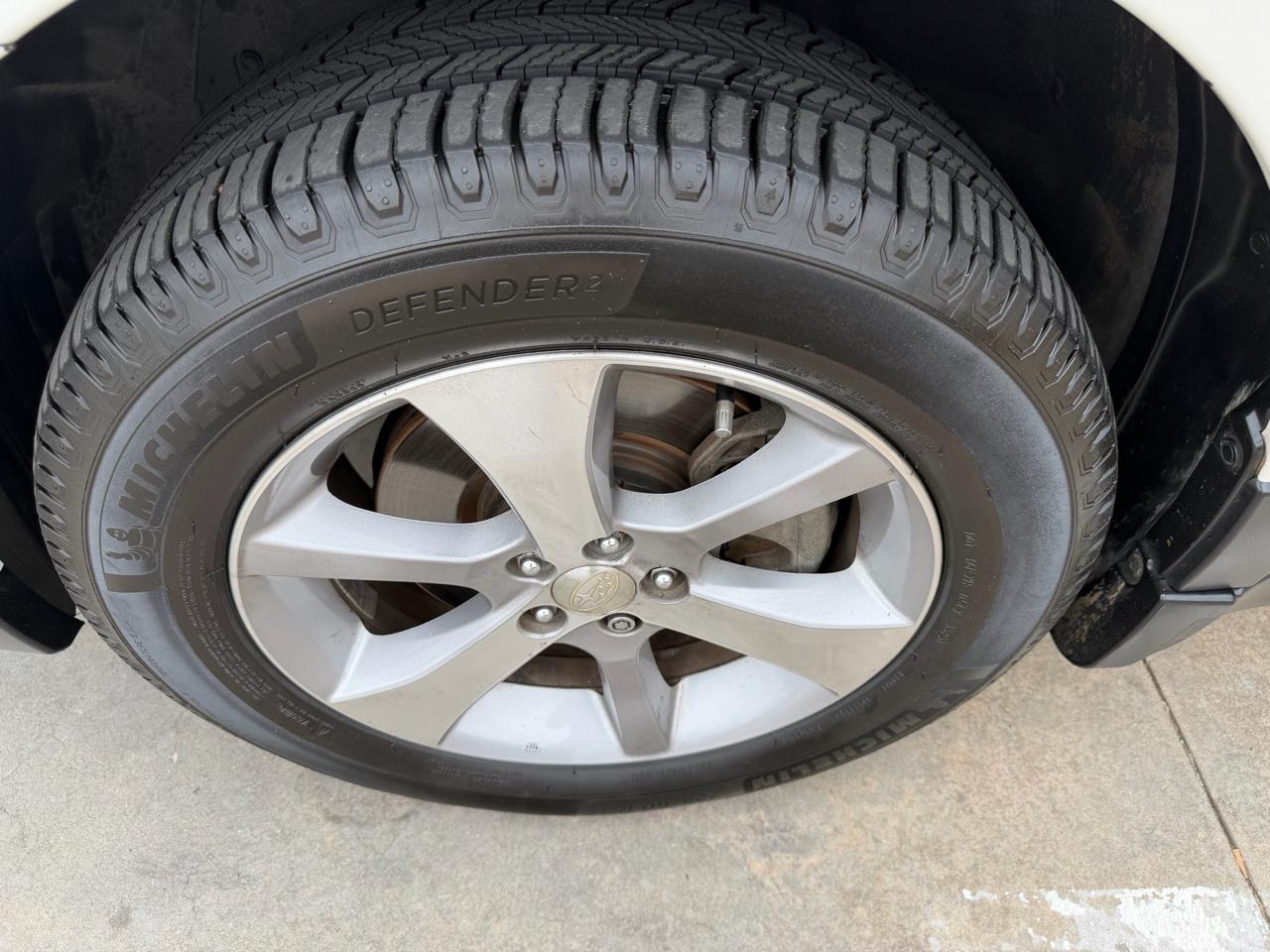 Subaru Outback 4dr Wgn H6 Auto 3.6R Limited 2014