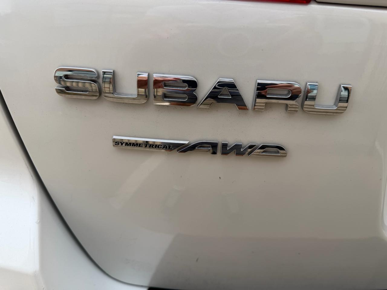 Subaru Outback 4dr Wgn H6 Auto 3.6R Limited 2014