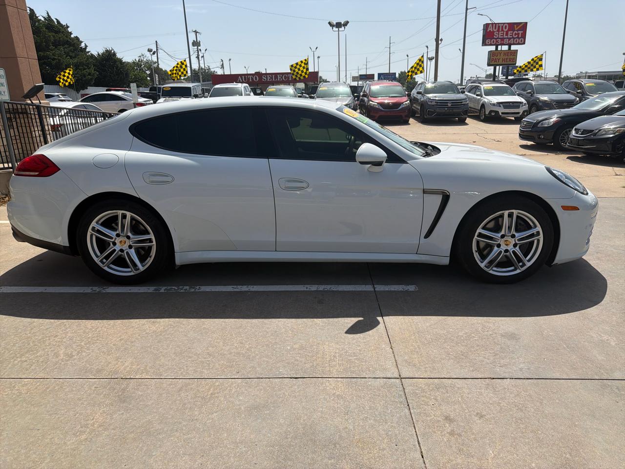 Porsche Panamera 4dr HB 4 2015