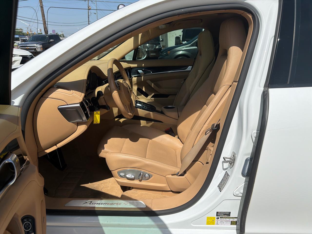 Porsche Panamera 4dr HB 4 2015