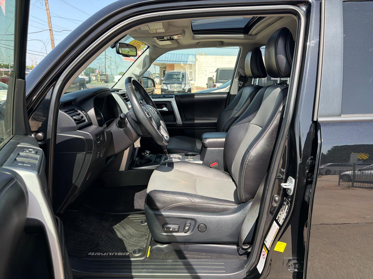 Toyota 4Runner 4WD 4dr V6 Trail Premium (Natl) 2016