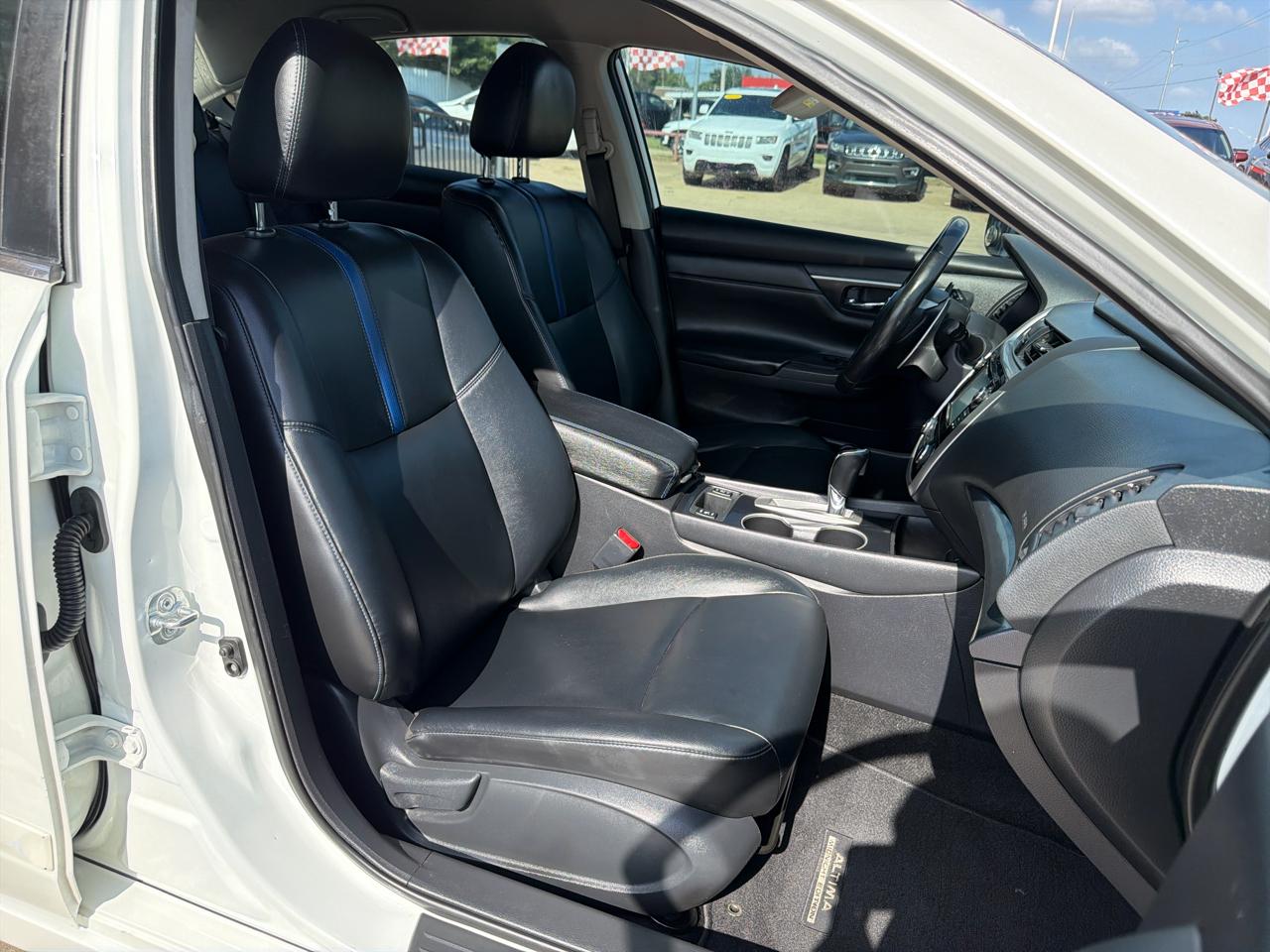 Nissan Altima 2.5 SR Sedan 2018