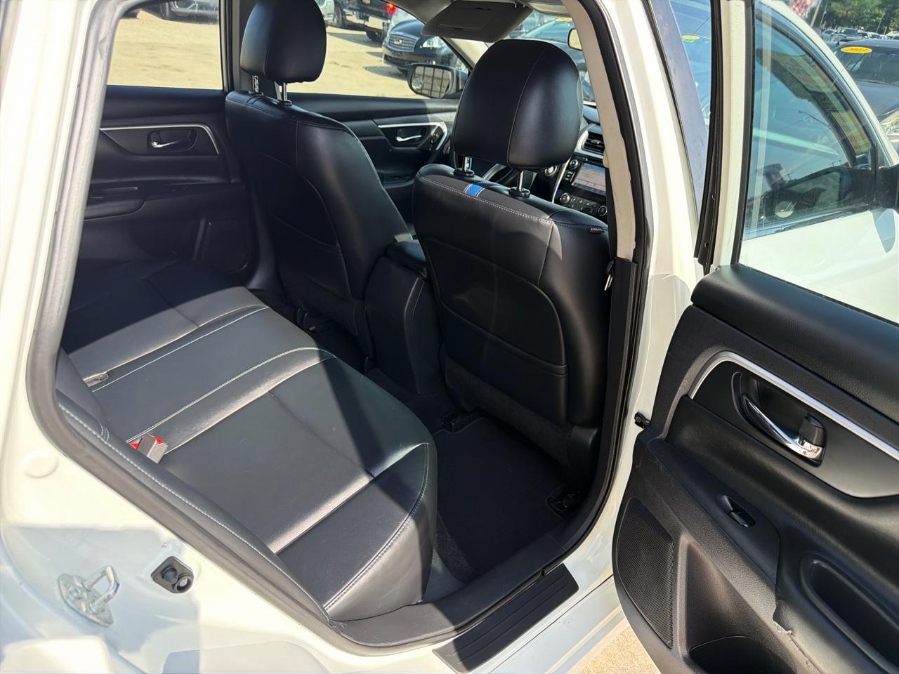 Nissan Altima 2.5 SR Sedan 2018