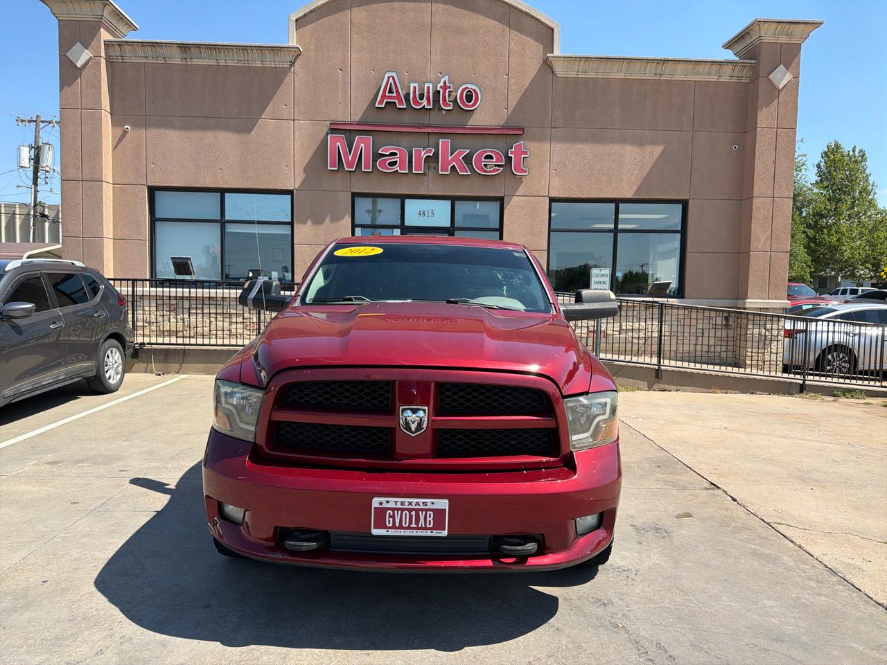 RAM 1500 4WD Quad Cab 140.5" Express 2012