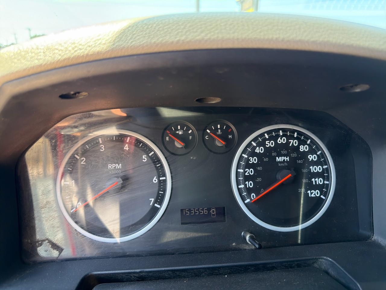 RAM 1500 4WD Quad Cab 140.5" Express 2012