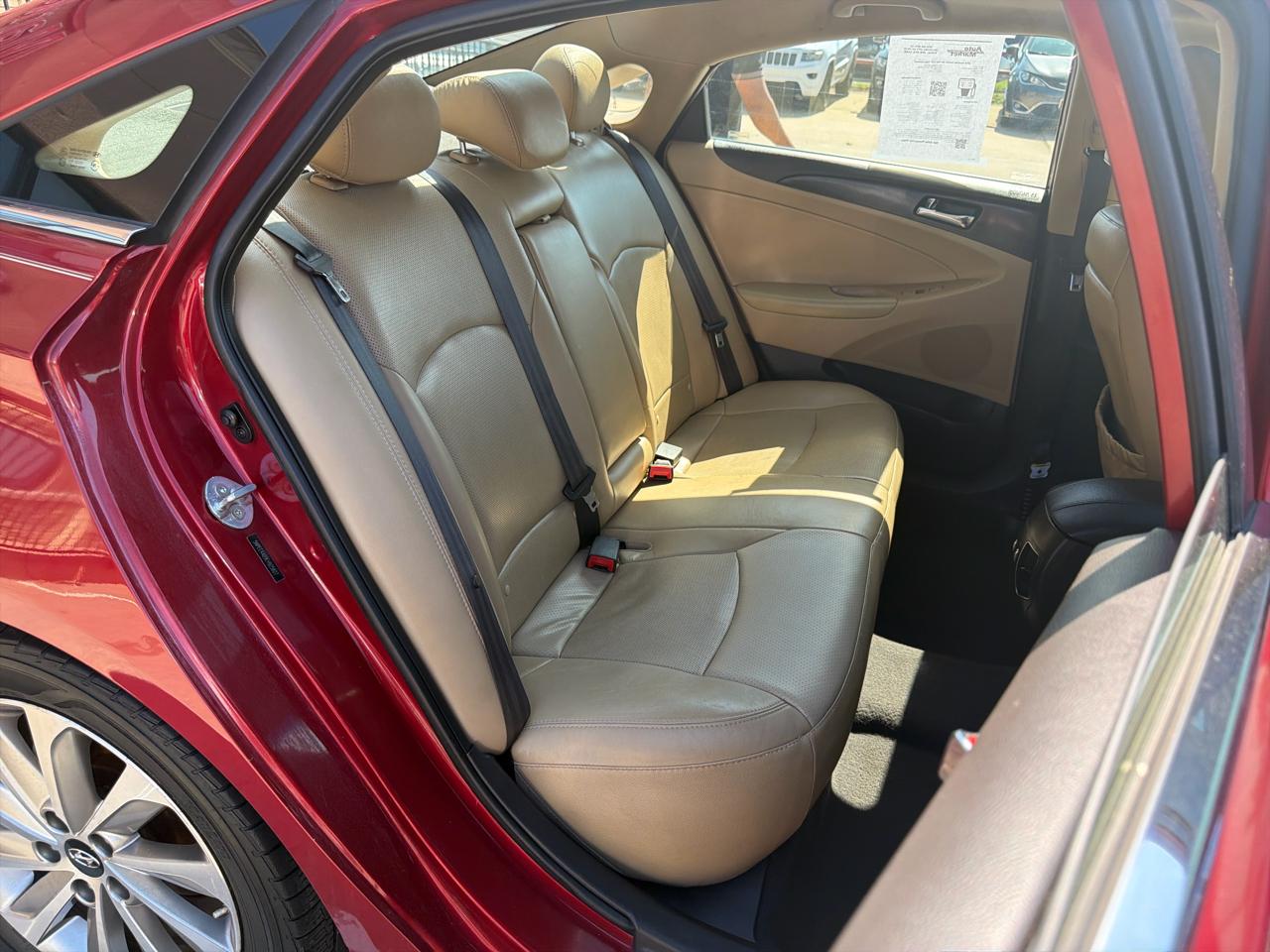 Hyundai Sonata 4dr Sdn 2.0T Auto Limited 2014
