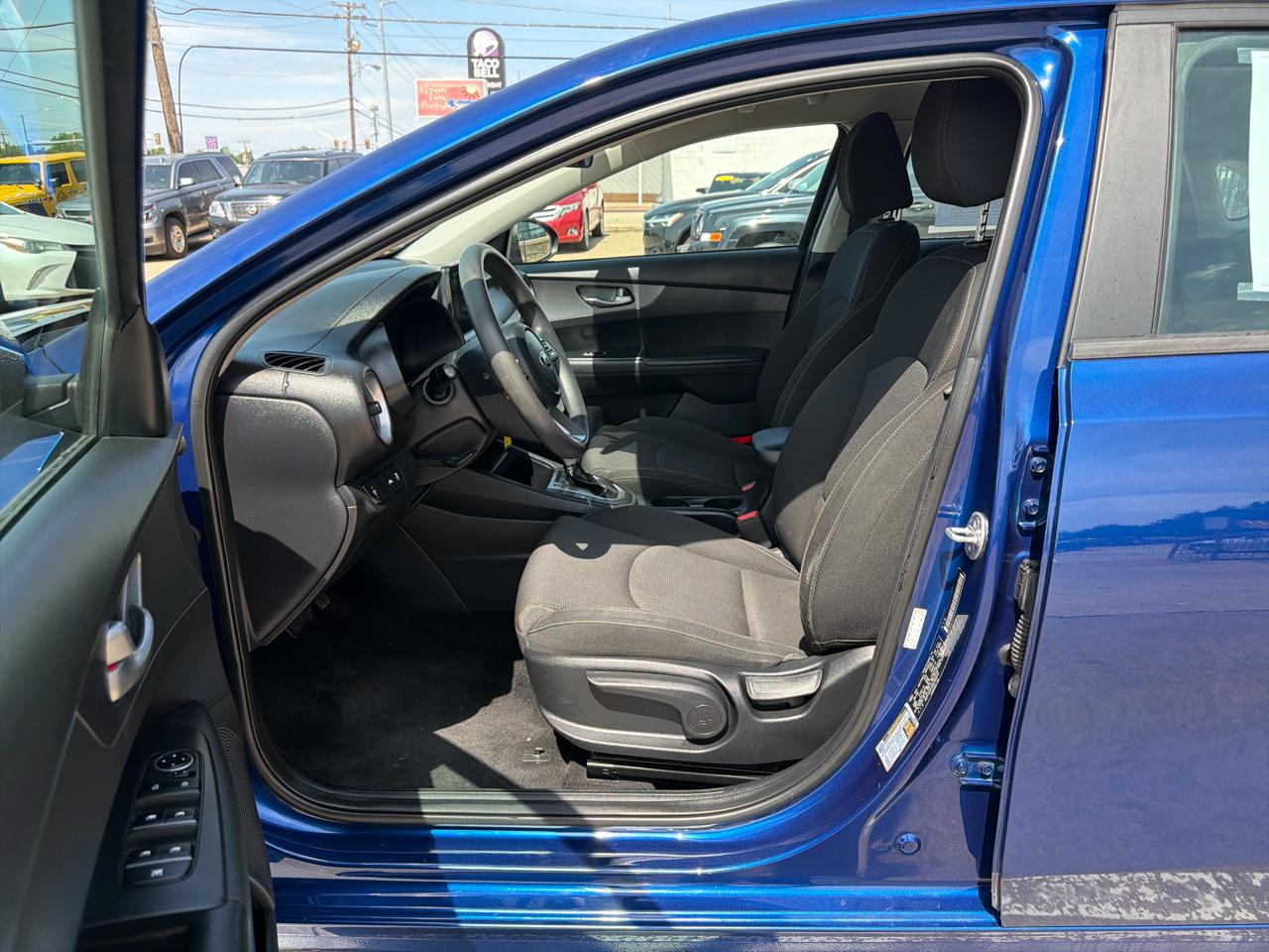 Kia Forte LXS IVT 2021