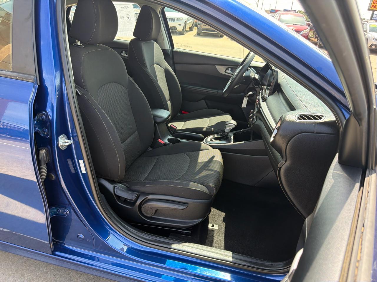 Kia Forte LXS IVT 2021