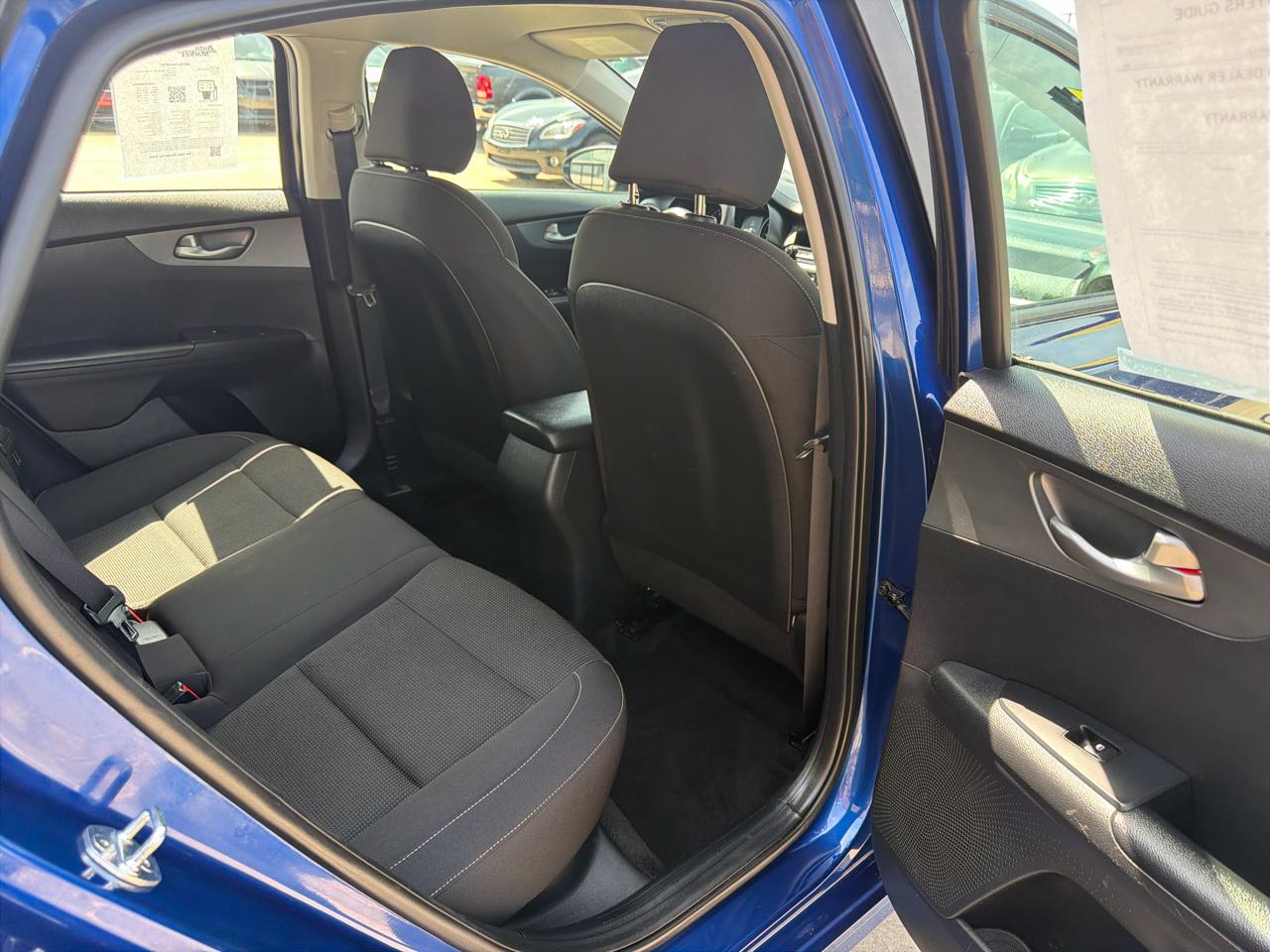 Kia Forte LXS IVT 2021