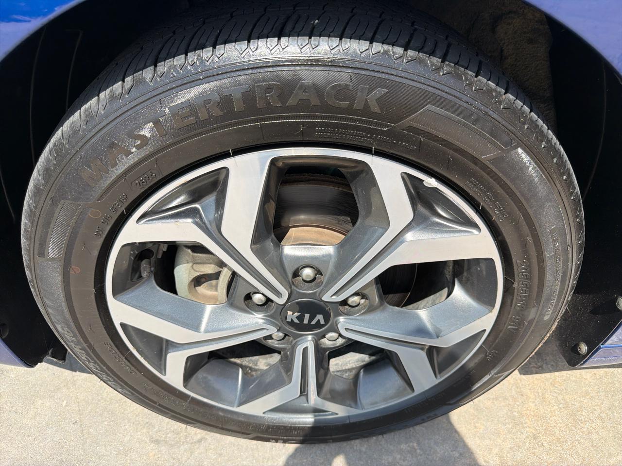 Kia Forte LXS IVT 2021