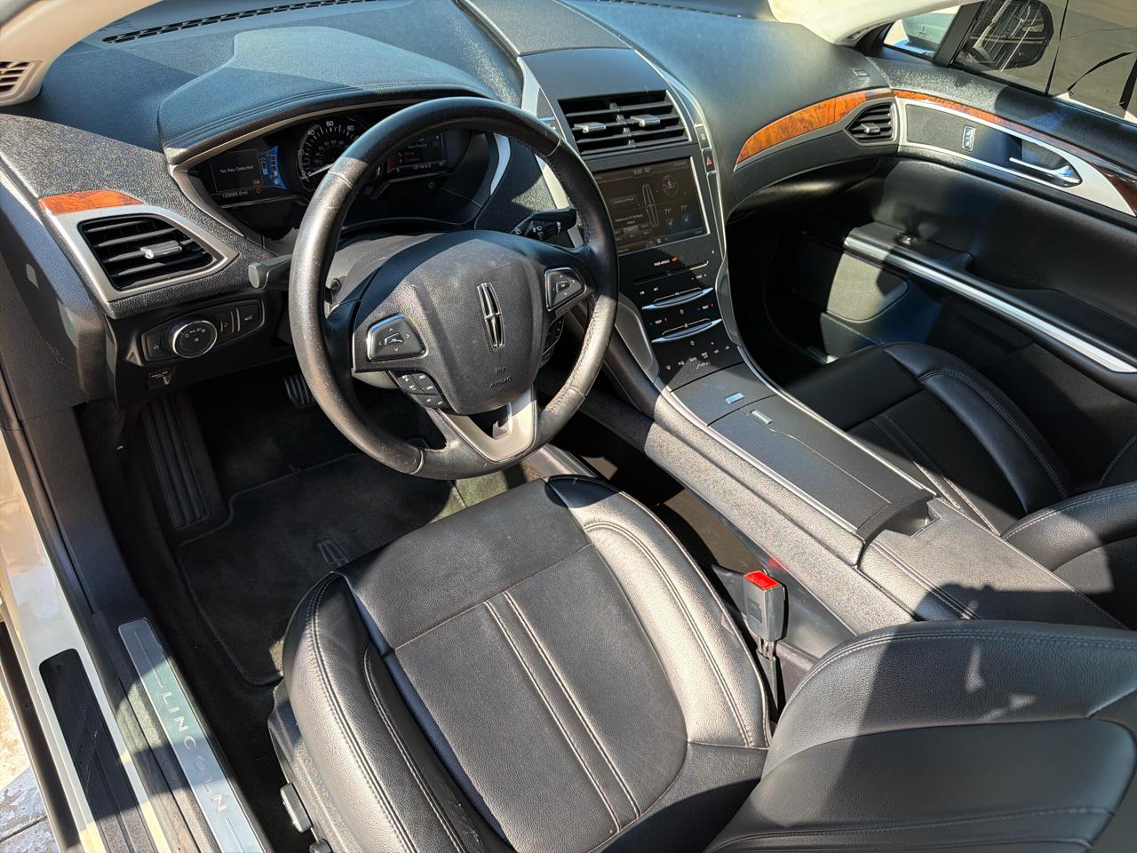Lincoln MKZ 4dr Sdn Hybrid FWD 2016