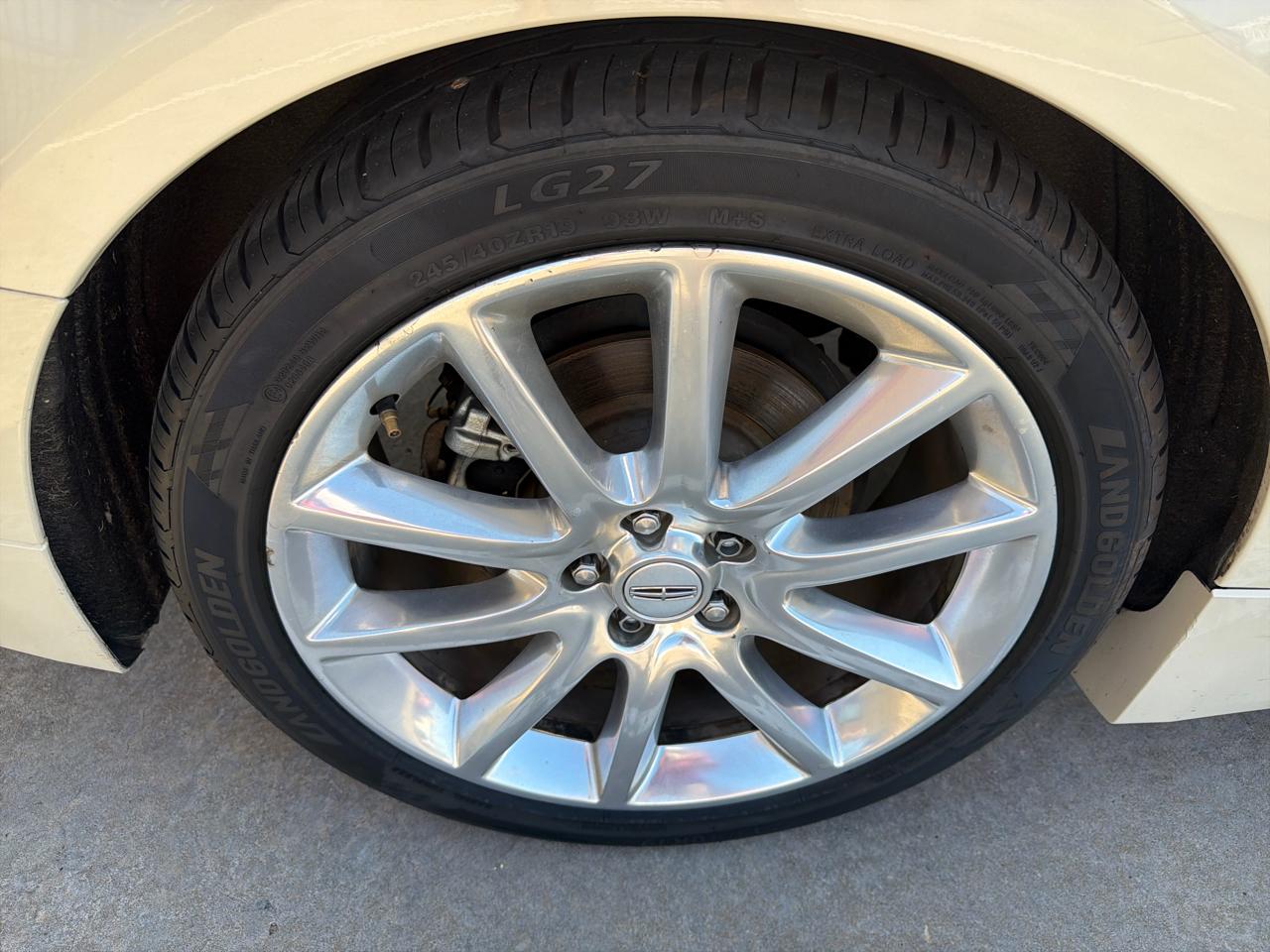 Lincoln MKZ 4dr Sdn Hybrid FWD 2016