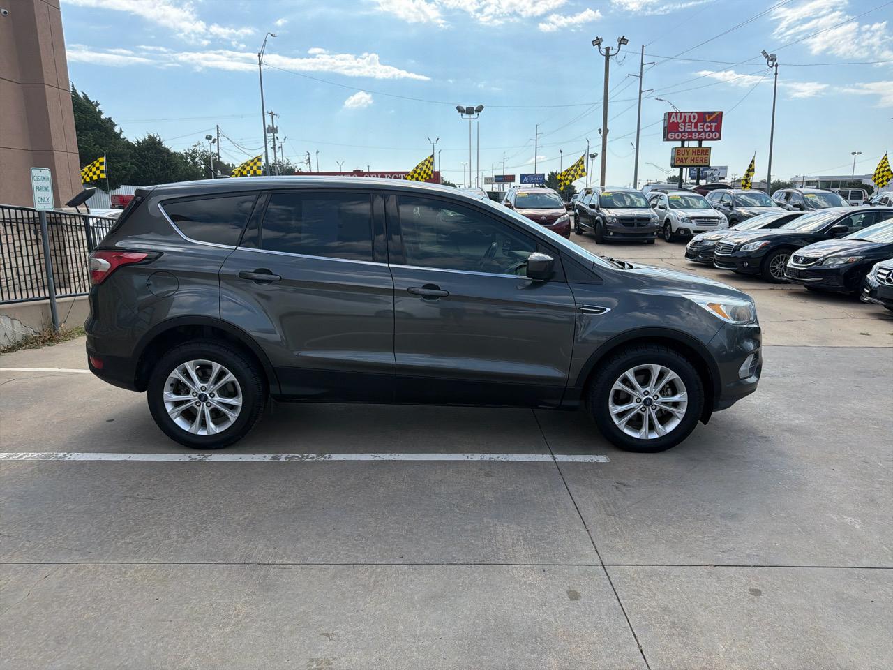 Ford Escape SE FWD 2017