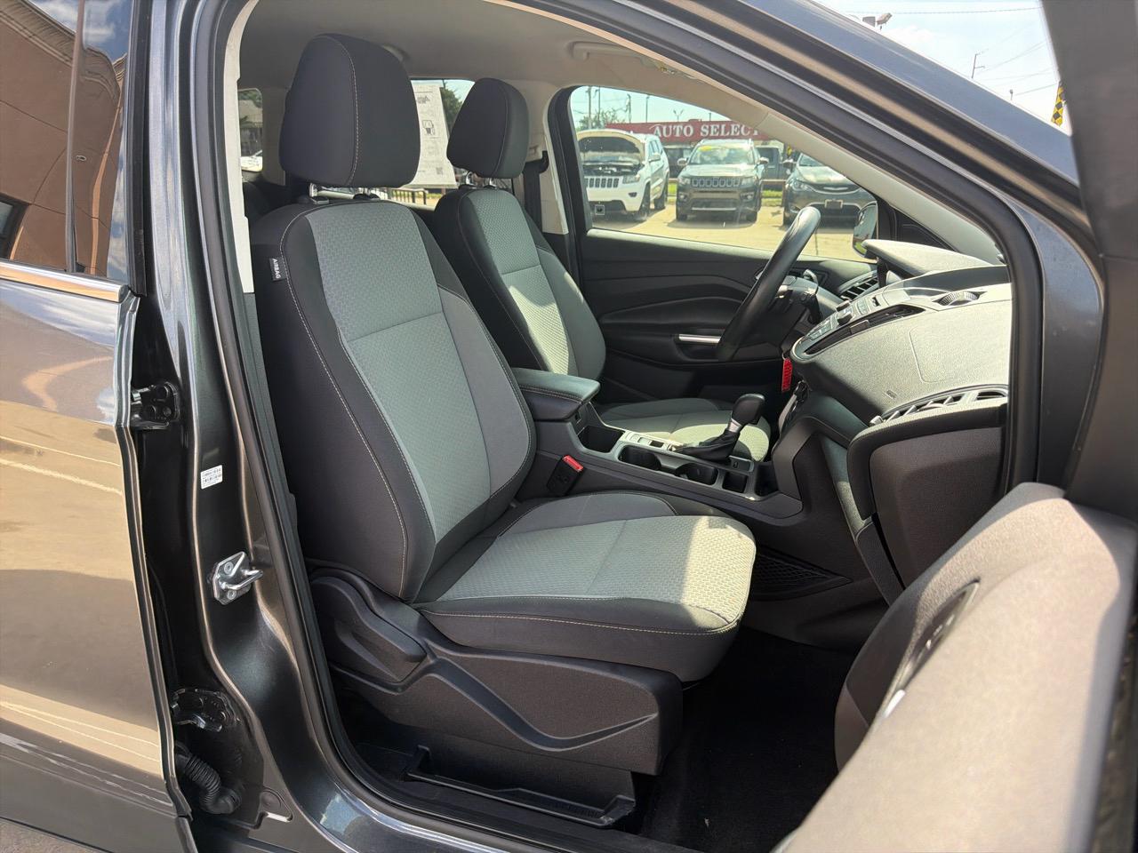 Ford Escape SE FWD 2017