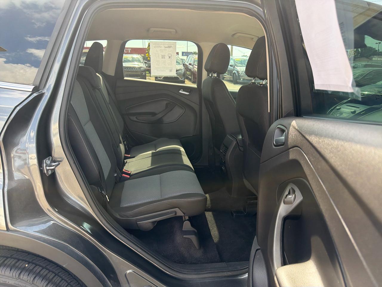 Ford Escape SE FWD 2017