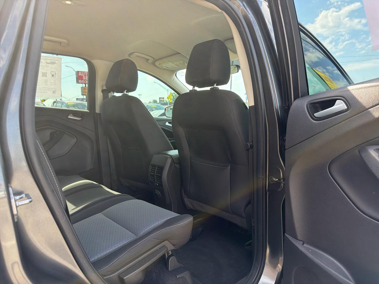 Ford Escape SE FWD 2017