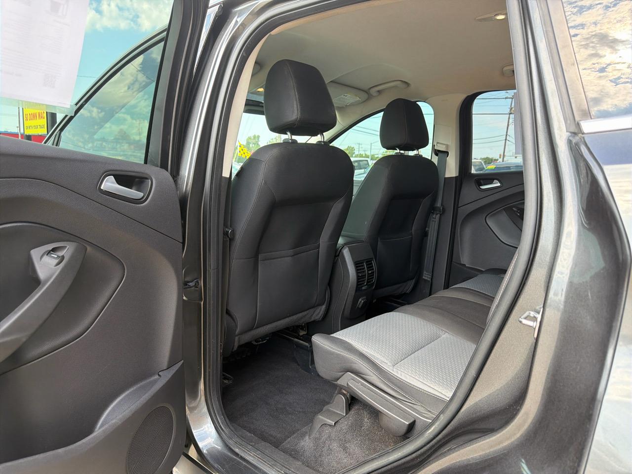 Ford Escape SE FWD 2017