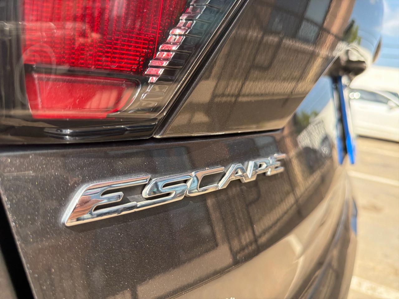 Ford Escape SE FWD 2017