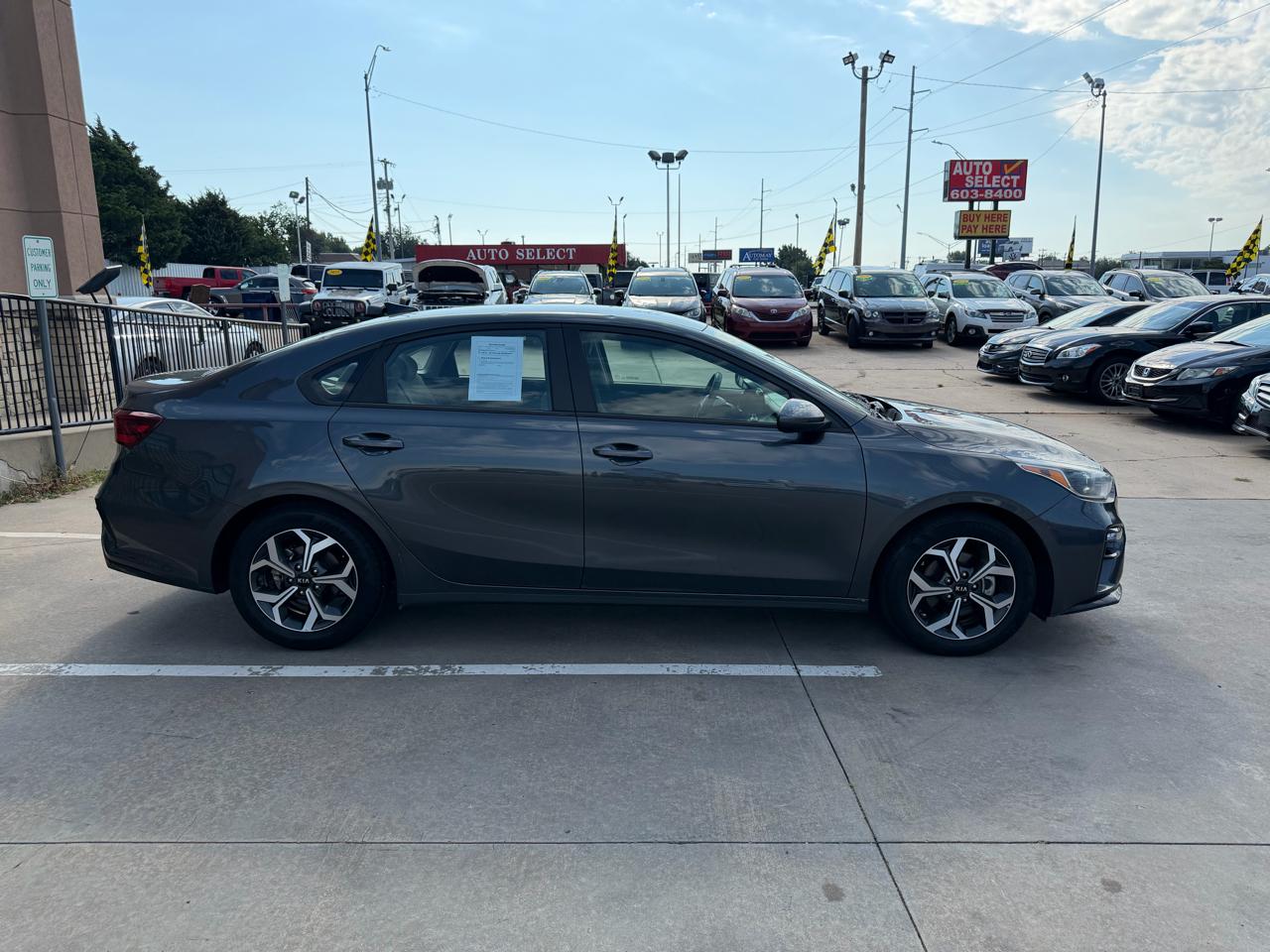 Kia Forte LXS IVT 2021